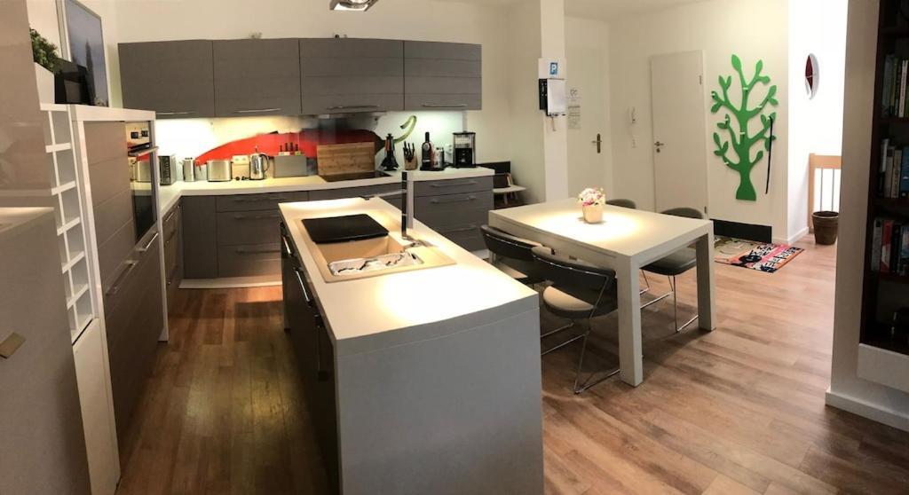 Exclusive Fewo In Warnemuende, 150M To The Beach, 2 Bathrooms, 2 Bedrooms, Sauna, Wifi And Much More. روستوك المظهر الخارجي الصورة