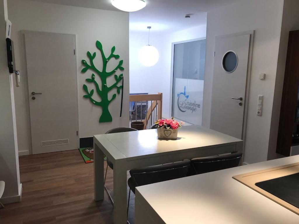 Exclusive Fewo In Warnemuende, 150M To The Beach, 2 Bathrooms, 2 Bedrooms, Sauna, Wifi And Much More. روستوك المظهر الخارجي الصورة